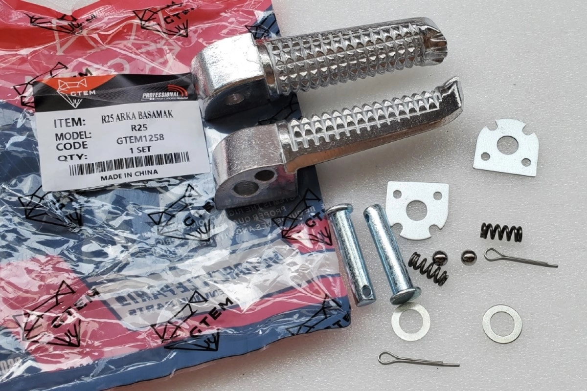 GTEM Yamaha R25 Arka Basamak Takımı