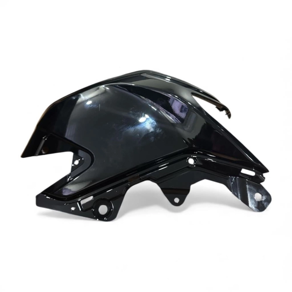 TVS TVS Raider 125 BENZİN DEPO ARKA KAPAK SAĞ SİYAH N62241790D